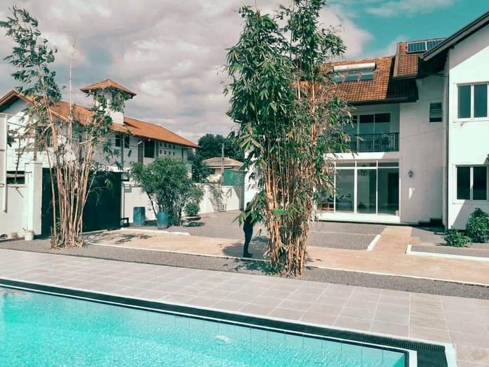 Aradhana Airport Transit Hotel Katunayaka Dış mekan fotoğraf